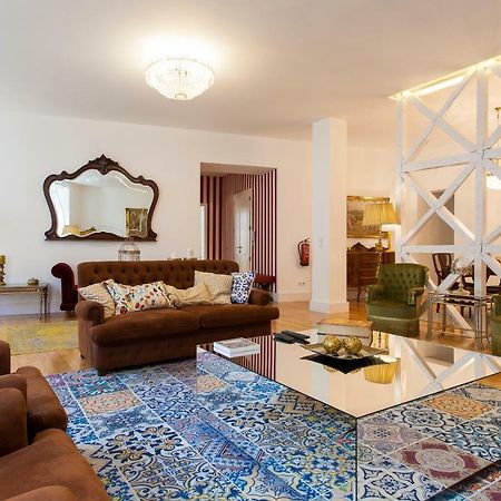 Chiado 4-Bedroom Flat Lisboa المظهر الخارجي الصورة