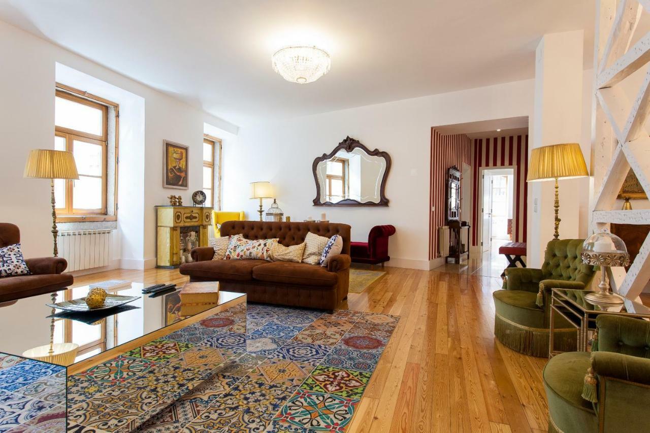 Chiado 4-Bedroom Flat Lisboa المظهر الخارجي الصورة