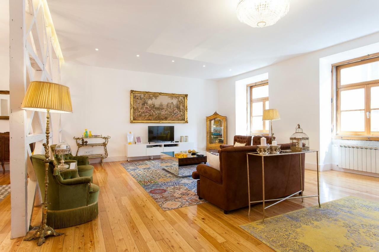 Chiado 4-Bedroom Flat Lisboa المظهر الخارجي الصورة