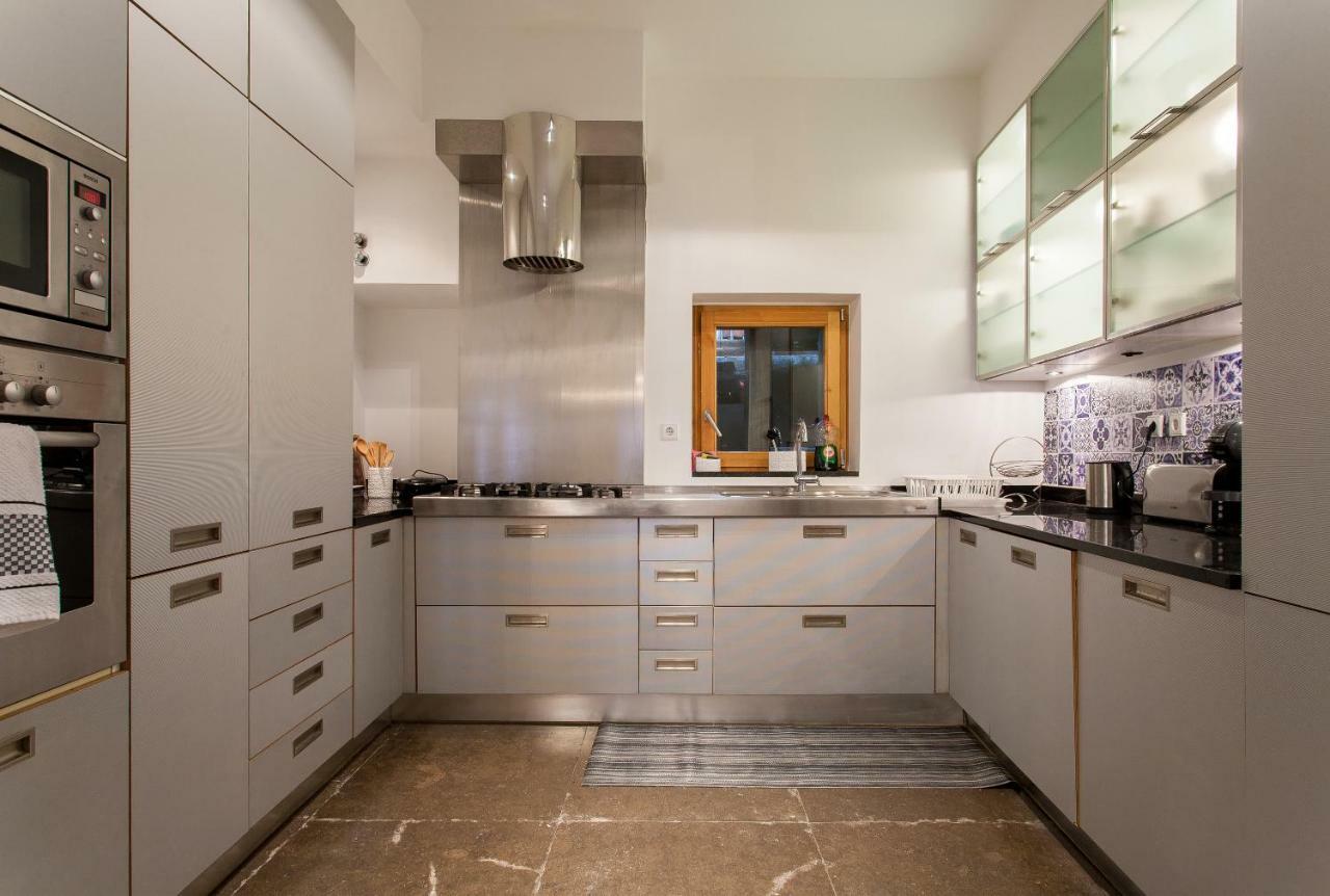 Chiado 4-Bedroom Flat Lisboa المظهر الخارجي الصورة