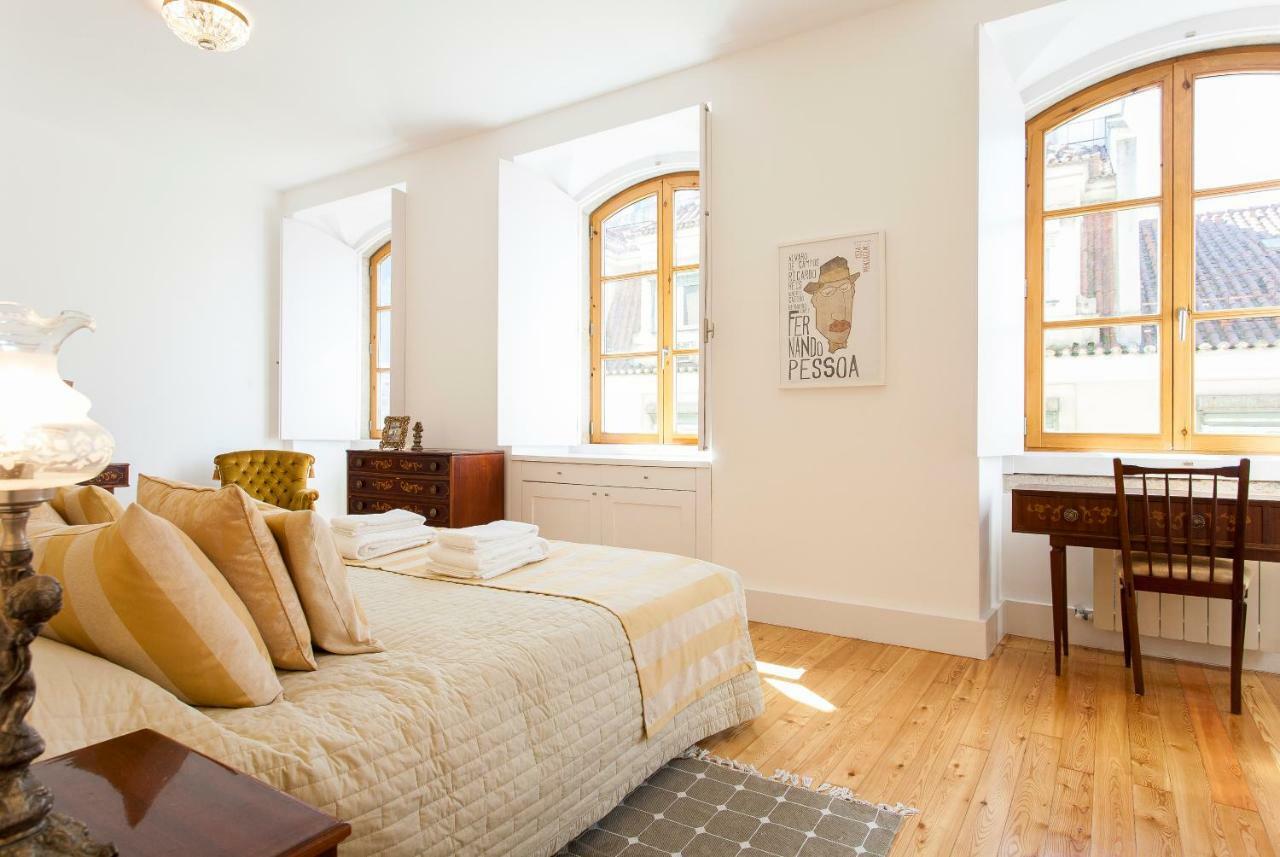 Chiado 4-Bedroom Flat Lisboa المظهر الخارجي الصورة